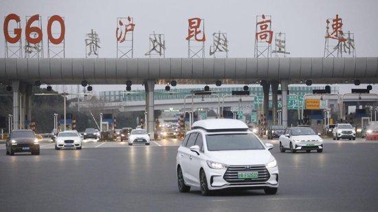 今日1时起 上海市内高速全部封闭