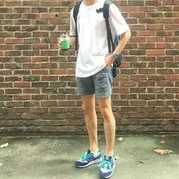 夏季男士服装搭配，穿出你的个性与舒适