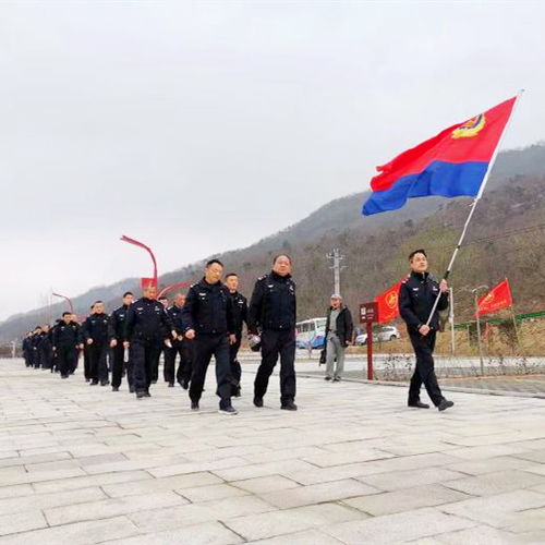 辅警英雄之路，一次好奇9年后救一条命的启示